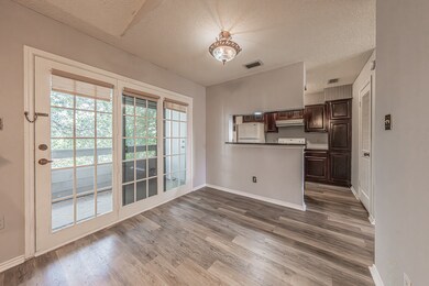 2101 Saint Michaels Dr unit 209, Arlington, TX 76011 - photo 6