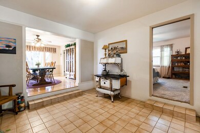 571 Center Point Rd, Fredericksburg, TX 78624 - photo 7