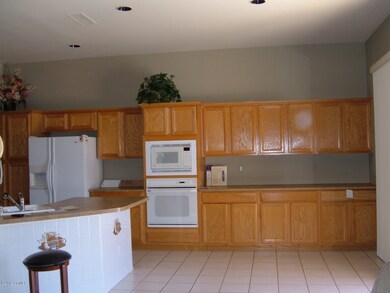 Kitchen2