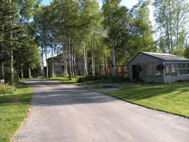 Driveway to house