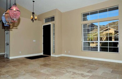 Foyer-Living Room