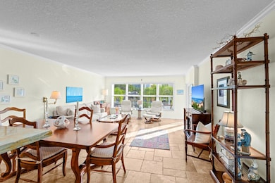 Carlton Tower unit 2E, Fort Lauderdale, FL 33304 - photo 4