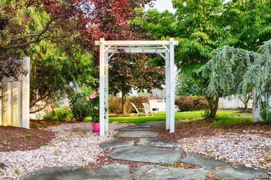 108 Turnberry Ct, Bath, PA 18014 - photo 3