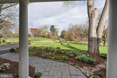 10703 Lewis Ct, Manassas, VA 20111 - photo 4