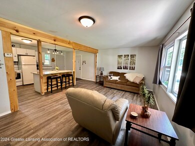 2812 Greenbelt Dr, Lansing, MI 48911 - photo 3