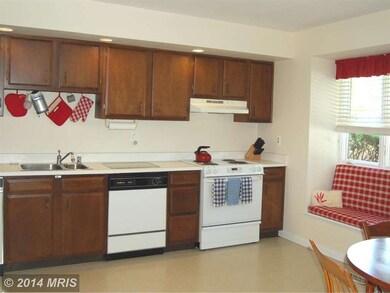 306 Five Farms Ln, Lutherville Timonium, MD 21093 - photo 3