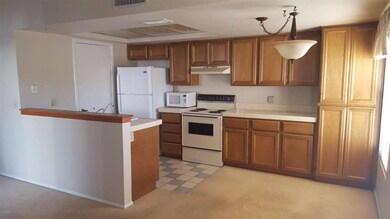 Kitchen (2)