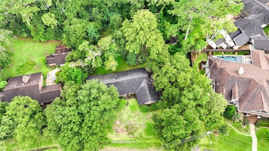 7715 Bellewood Dr, Houston, TX 77055 - photo 2