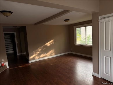 134 W Brickley Ave, Hazel Park, MI 48030 - photo 2