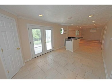 Den/Family/Great Room. What a Great Place to Have 