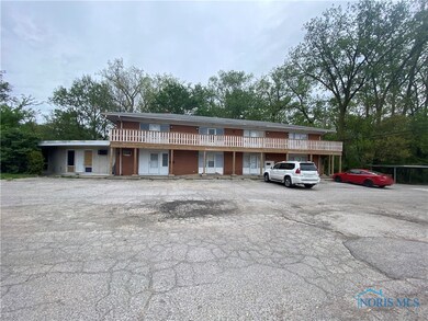 2565 W Bancroft
