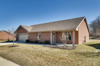 825 Hickory Hill Dr unit 825, Marysville, OH 43040 - photo 3