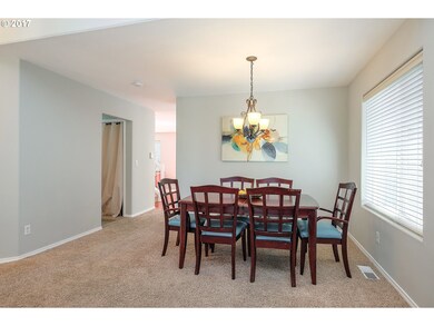 13722 SE 155th Dr, Clackamas, OR 97015 - photo 4