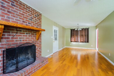 105 Ramona Ave, Jacksonville, NC 28540 - photo 4