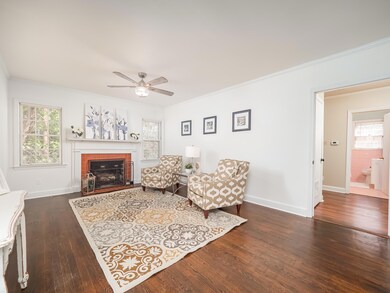 606 Columbia Rd-03
