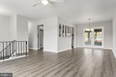 11 Eaton Cir, Clementon, NJ 08021 - photo 3