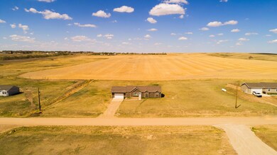 14983 Cochise St, Williston, ND 58801 - photo 2