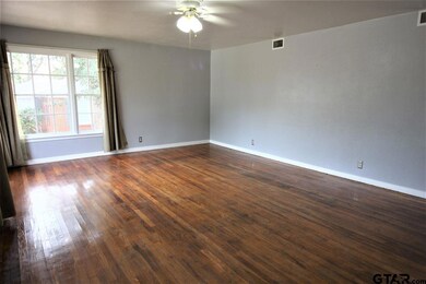 415 415 E 9th, Tyler, TX 75701 - photo 4