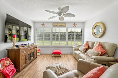 9 Plantation Dr unit 201, Vero Beach, FL 32966 - photo 4