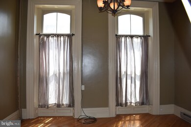 53 Main St S unit 1, Chambersburg, PA 17201 - photo 4