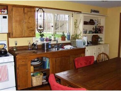 118 Brattleboro Rd, Bernardston, MA 01337 - photo 4