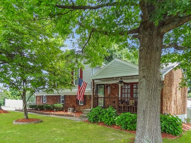 8305 Daverman Dr, Louisville, KY 40228 - photo 3