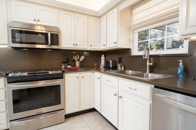 1640 Juno Trail #202 H-18