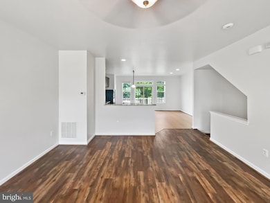 8366 Scotland Loop, Manassas, VA 20109 - photo 3