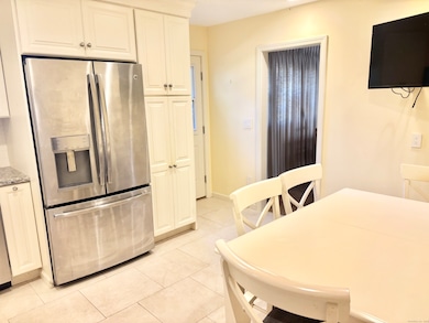 34 Davis Ave, Vernon Rockville, CT 06066 - photo 3