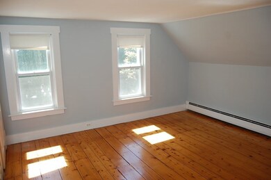 414 Central St, Holliston, MA 01746 - photo 5