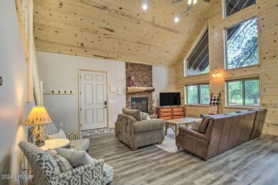 Family room 2