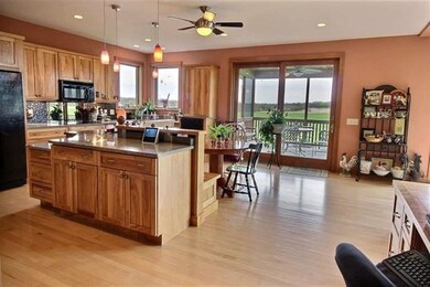 6085 Purcell Rd, Oregon, WI 53575 - photo 5