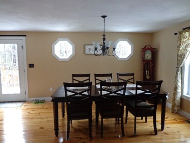 11 Belgian Dr, Seabrook, NH 03874 - photo 7