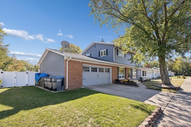 1407 Shore Dr, New Buffalo, MI 49117 - photo 3