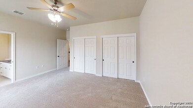 1070 E Cedar St unit 4, Seguin, TX 78155 - photo 5
