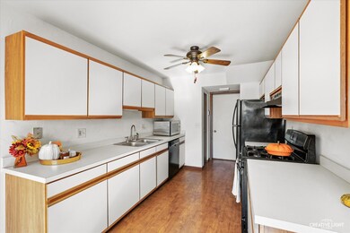 1758 Bridle Post Dr unit 3C, Aurora, IL 60506 - photo 7