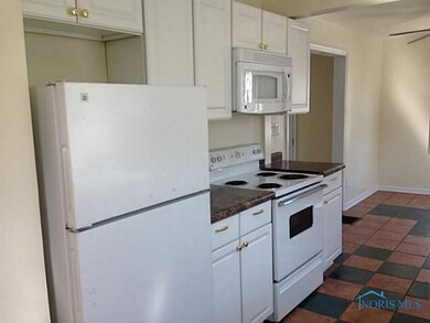 2541 106th St, Toledo, OH 43611 - photo 4