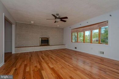 10126 Bird River Rd, Middle River, MD 21220 - photo 2