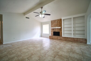 14034 Utopia Dr, Sugar Land, TX 77498 - photo 6