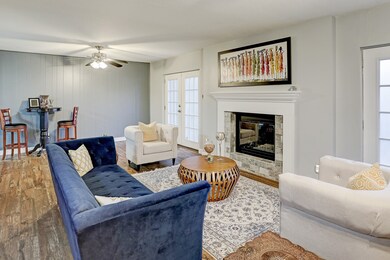 10315 Briar Forest Dr unit 215, Houston, TX 77042 - photo 7