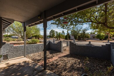 6) FRONT OF HOME