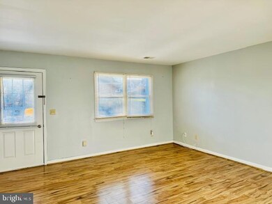 46 E Gay St, Waynesboro, PA 17268 - photo 4