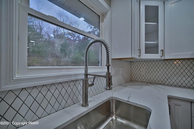 1140 Milford Rd, Dingmans Ferry, PA 18328 - photo 4