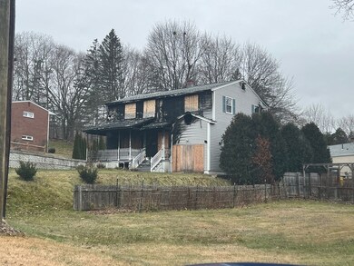 19 Donlee St, Holyoke, MA 01040 - photo 6