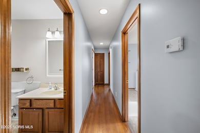 5305 Cedar Point Rd, Oregon, OH 43616 - photo 5