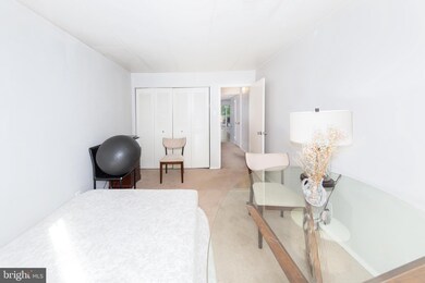 2646 Redcoat Dr unit 107, Alexandria, VA 22303 - photo 5