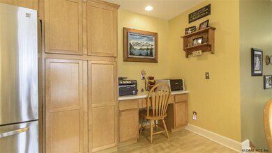 223 Murray Ave, Delmar, NY 12054 - photo 7