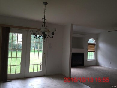 1016 Timberidge Ln, Allentown, PA 18106 - photo 4