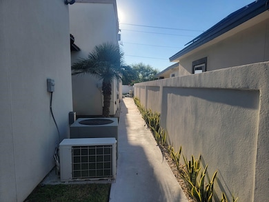 6540 Grande Bay, Laredo, TX 78041 - photo 3