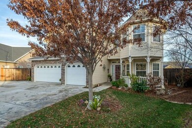 6887 E Cortland Ave, Fresno, CA 93727 - photo 2